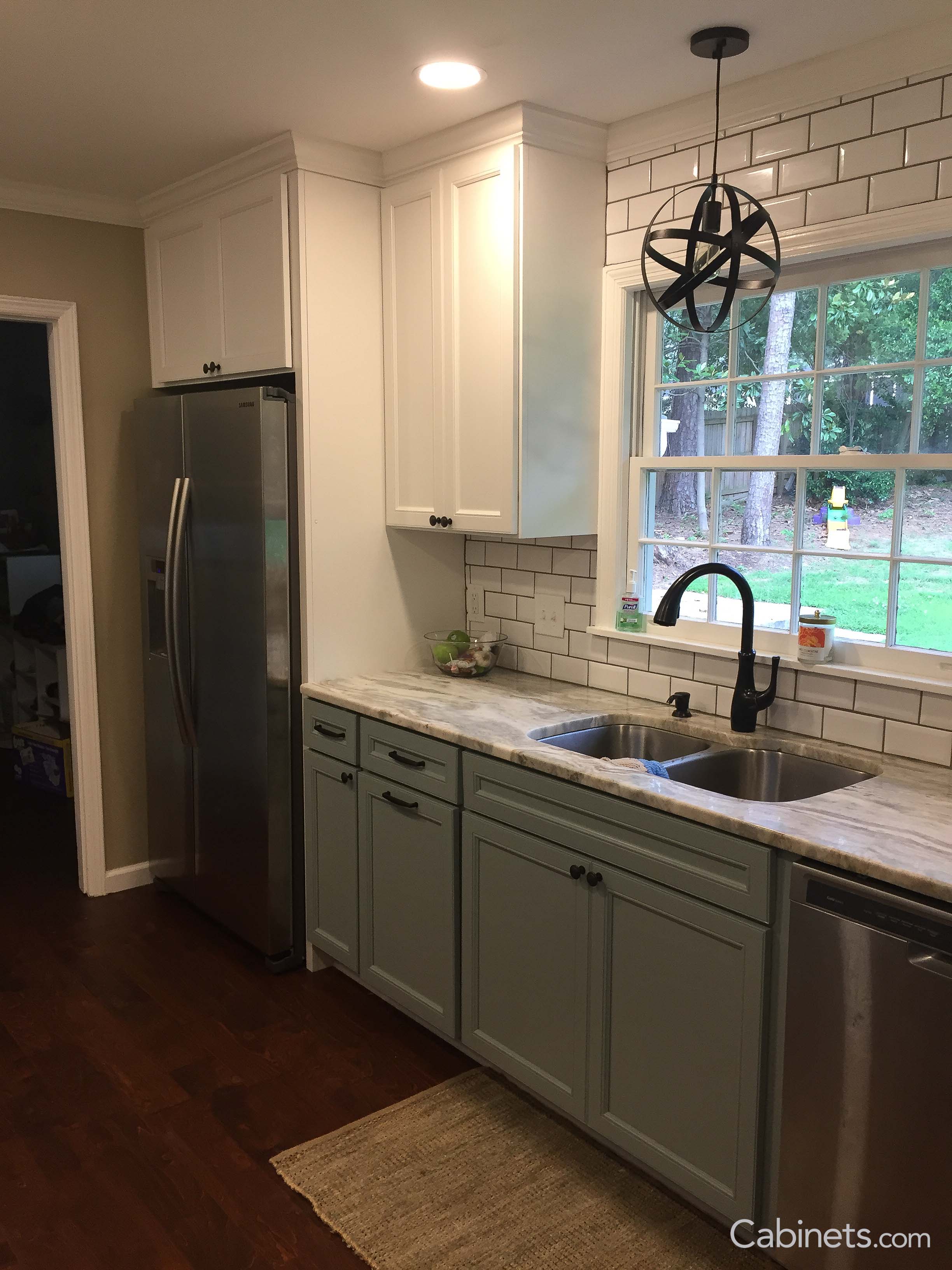 Belleair Maple Bright White and Haze Customer Kitchen Photo