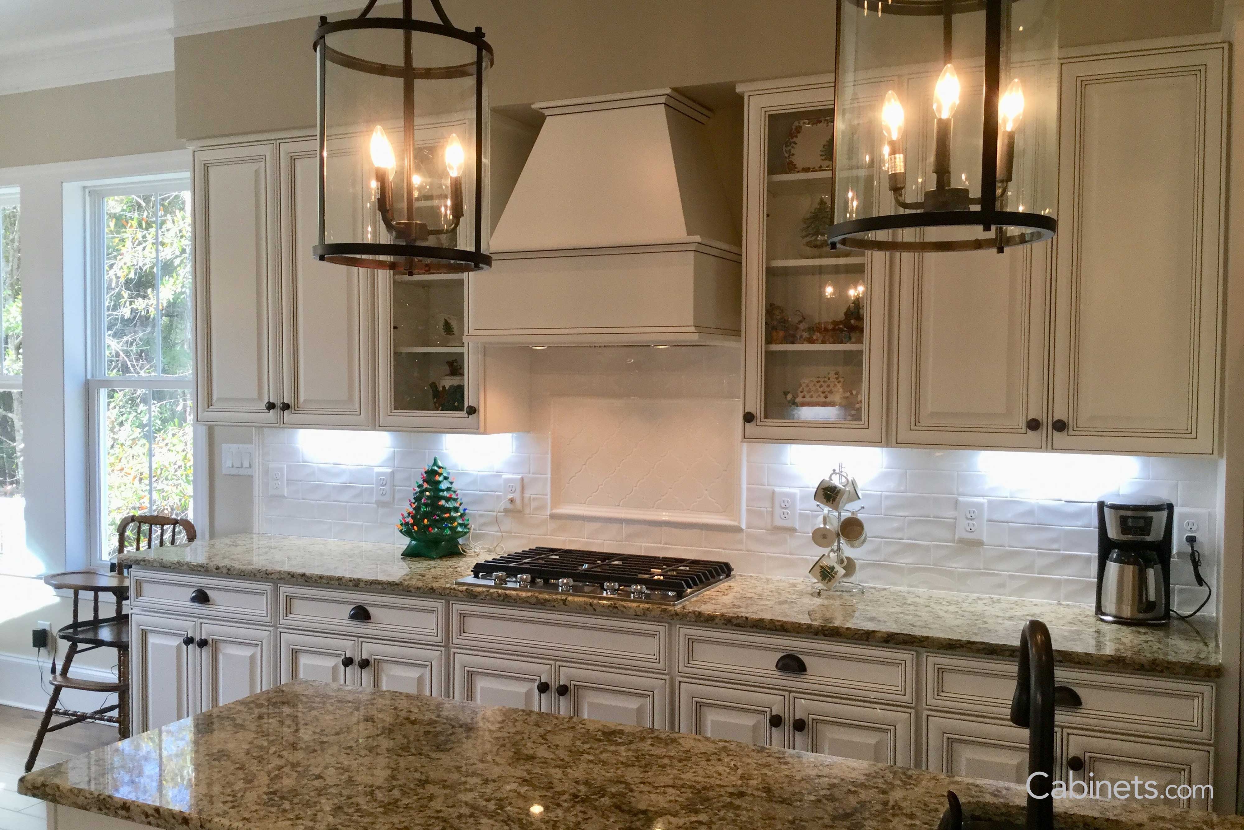  White Glazed Kitchen Cabinets Information