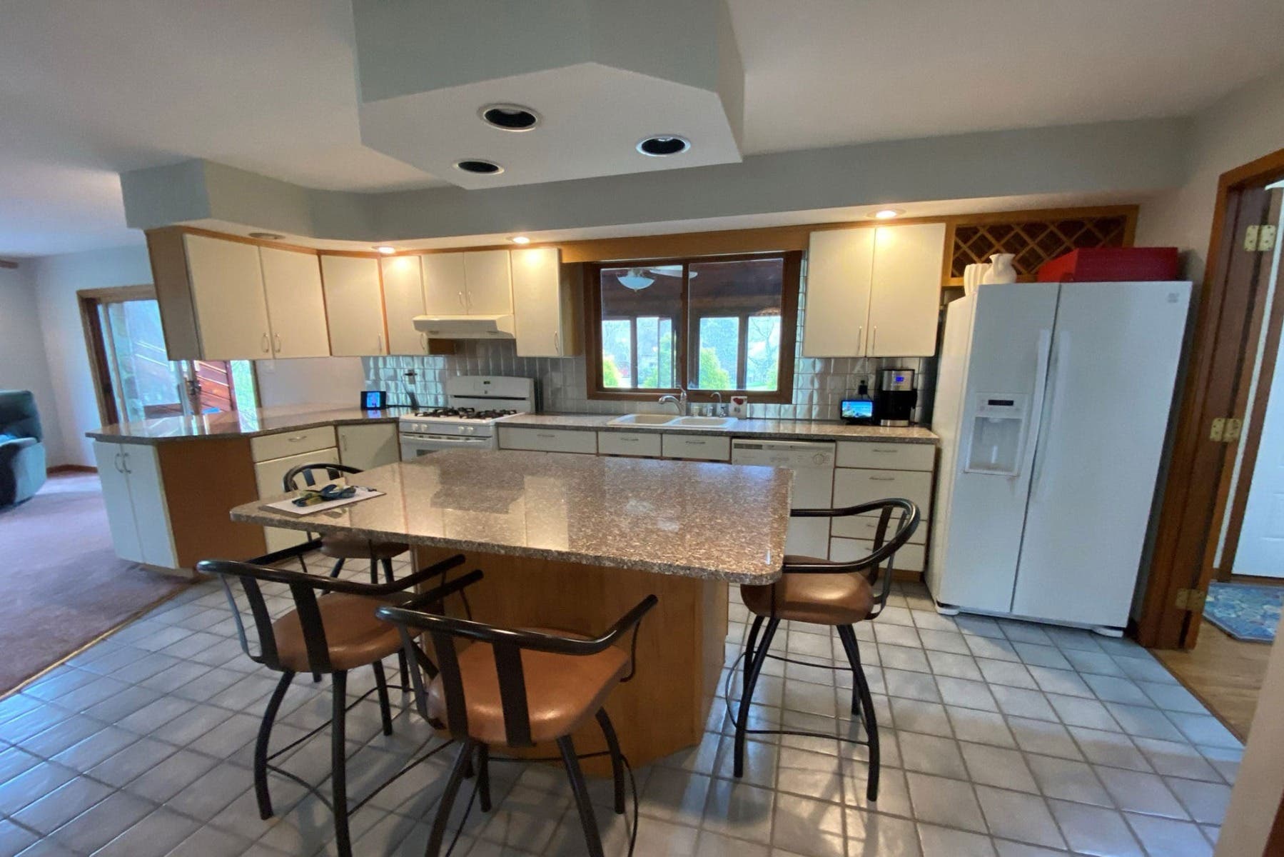 Kitchen Remodel - Before Photo