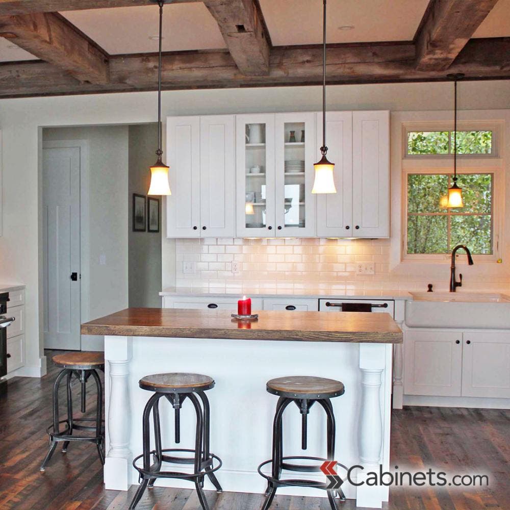 Creating a Modern Farmhouse Kitchen