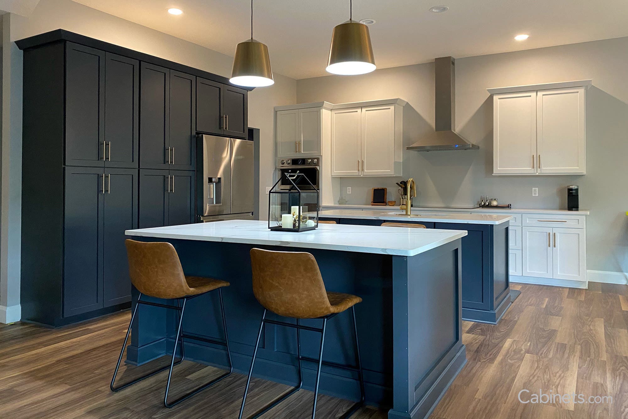 Modern shaker style kitchen with double islands in Midnight and Bright White finishes.