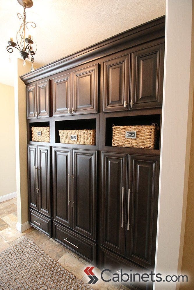 Springfield Maple Charcoal Brushed Black Glaze - Locker of Cabinets