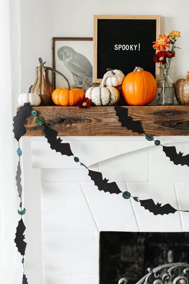 Halloween decor - mantle